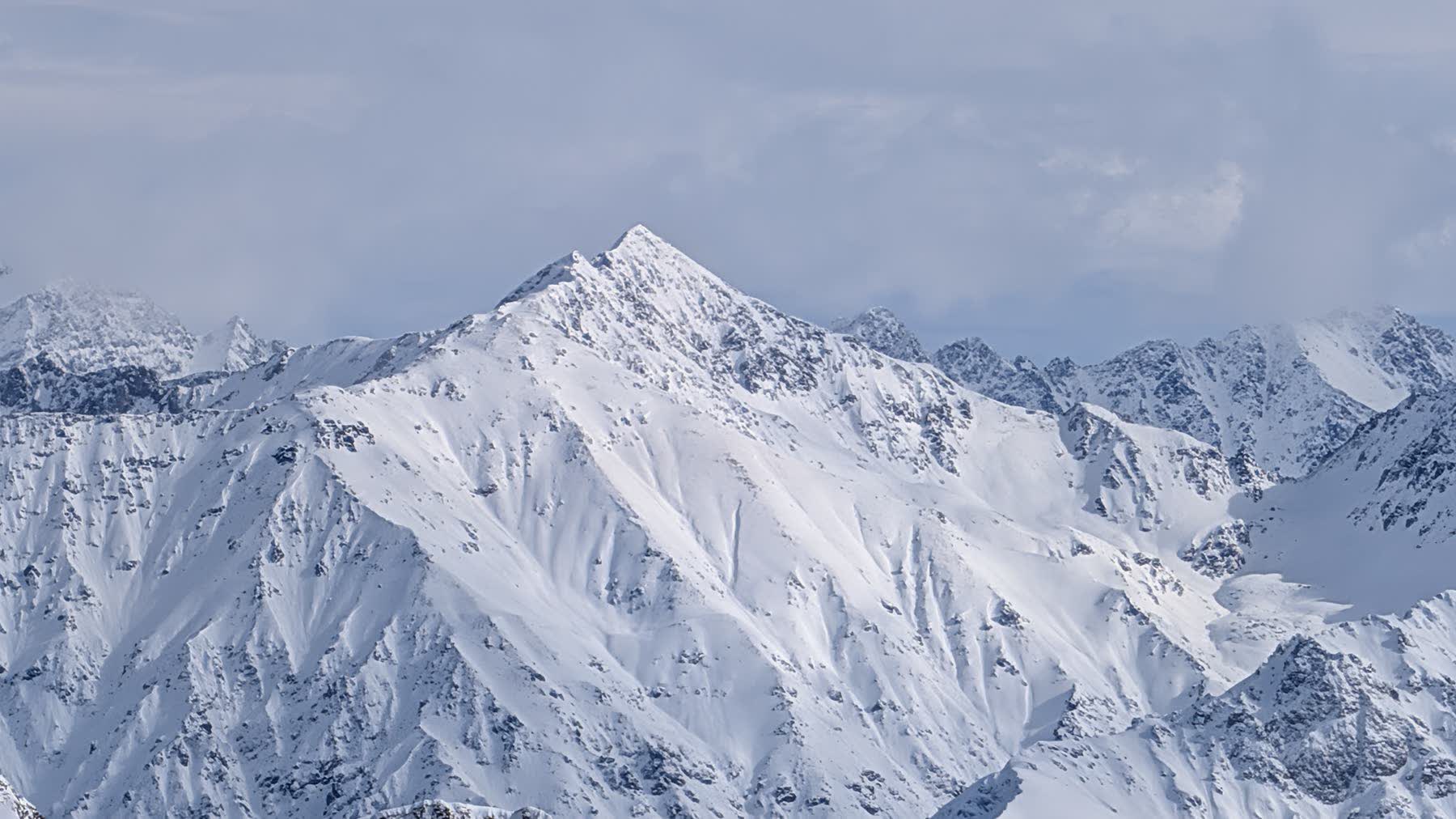 Snow-covered mountain ridge in Serfaus-Fiss-Ladis